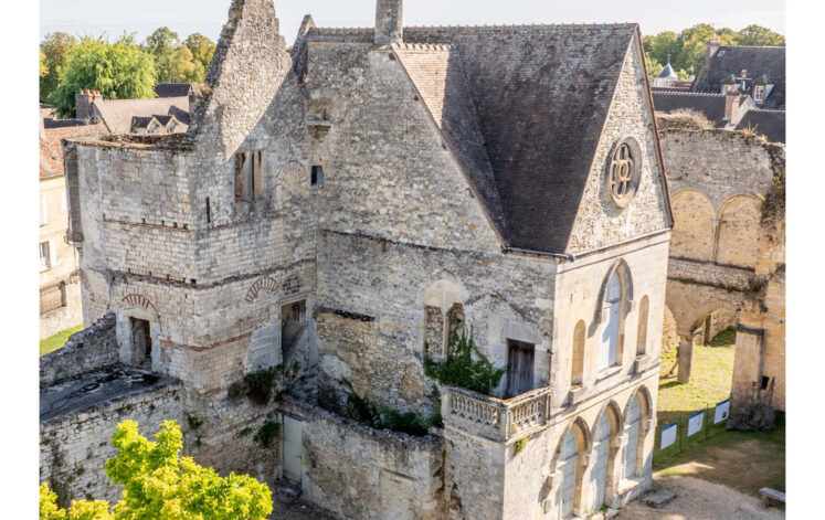 Senlis Ensemble 376