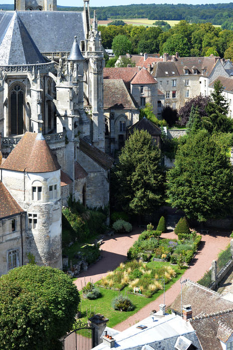 Senlis - Jardins de l'évéché 01